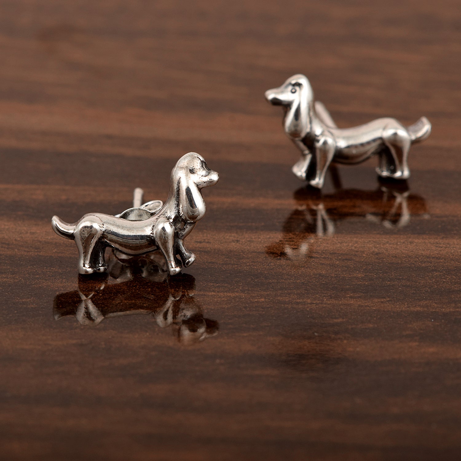 Dachshund Dog Stud Earrings - Sterling Silver