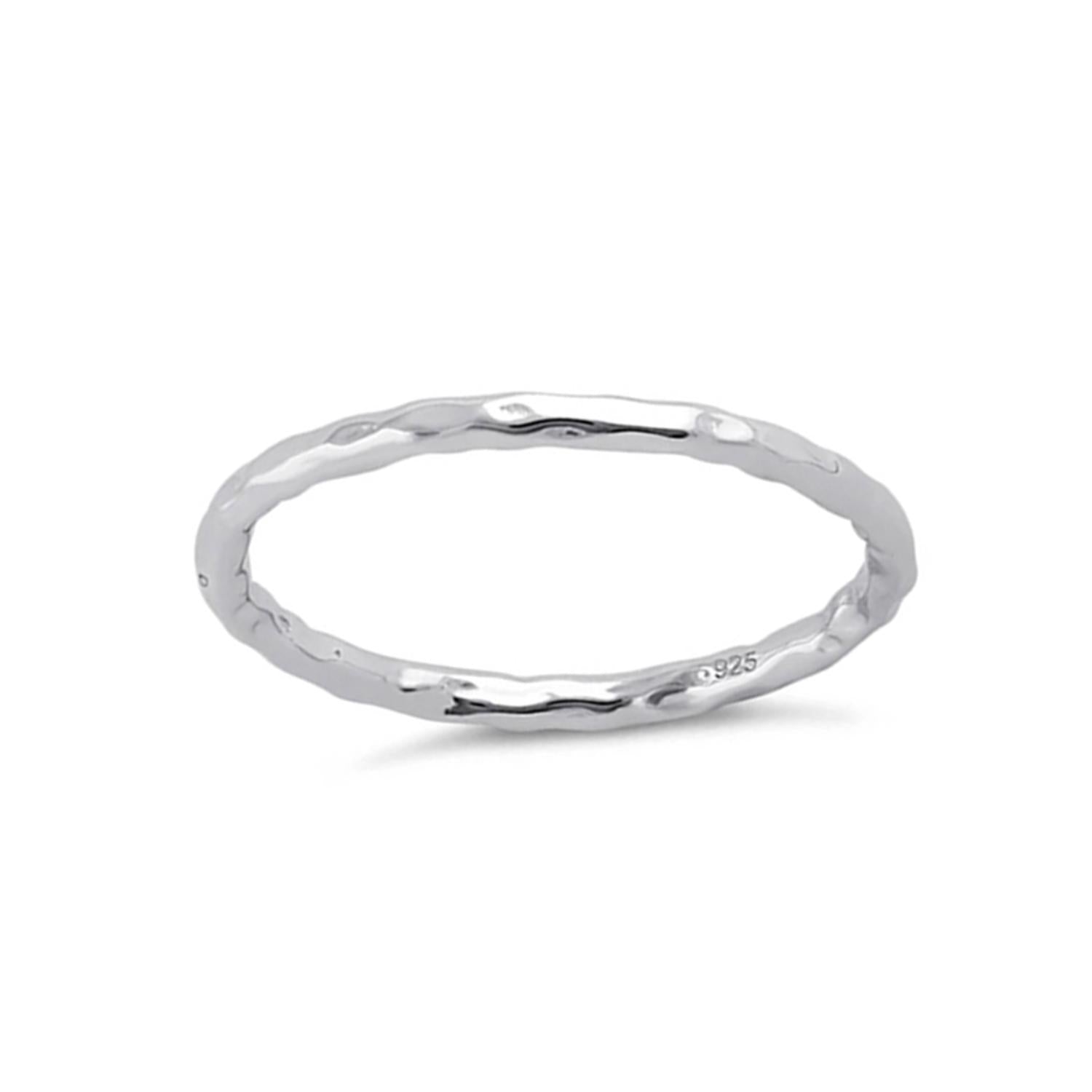 Anello a fascia martellata