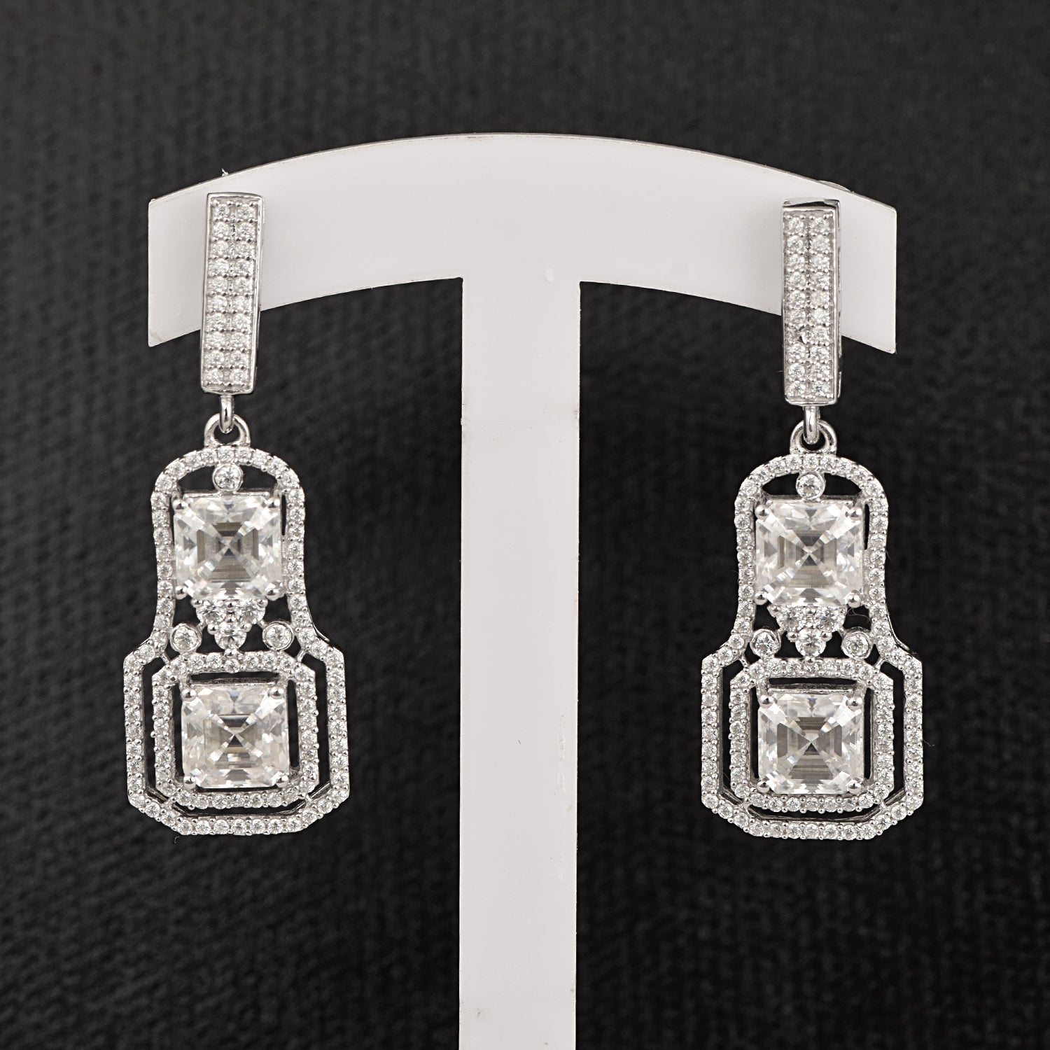 Orecchini pendenti geometrici con moissanite - Argento sterling