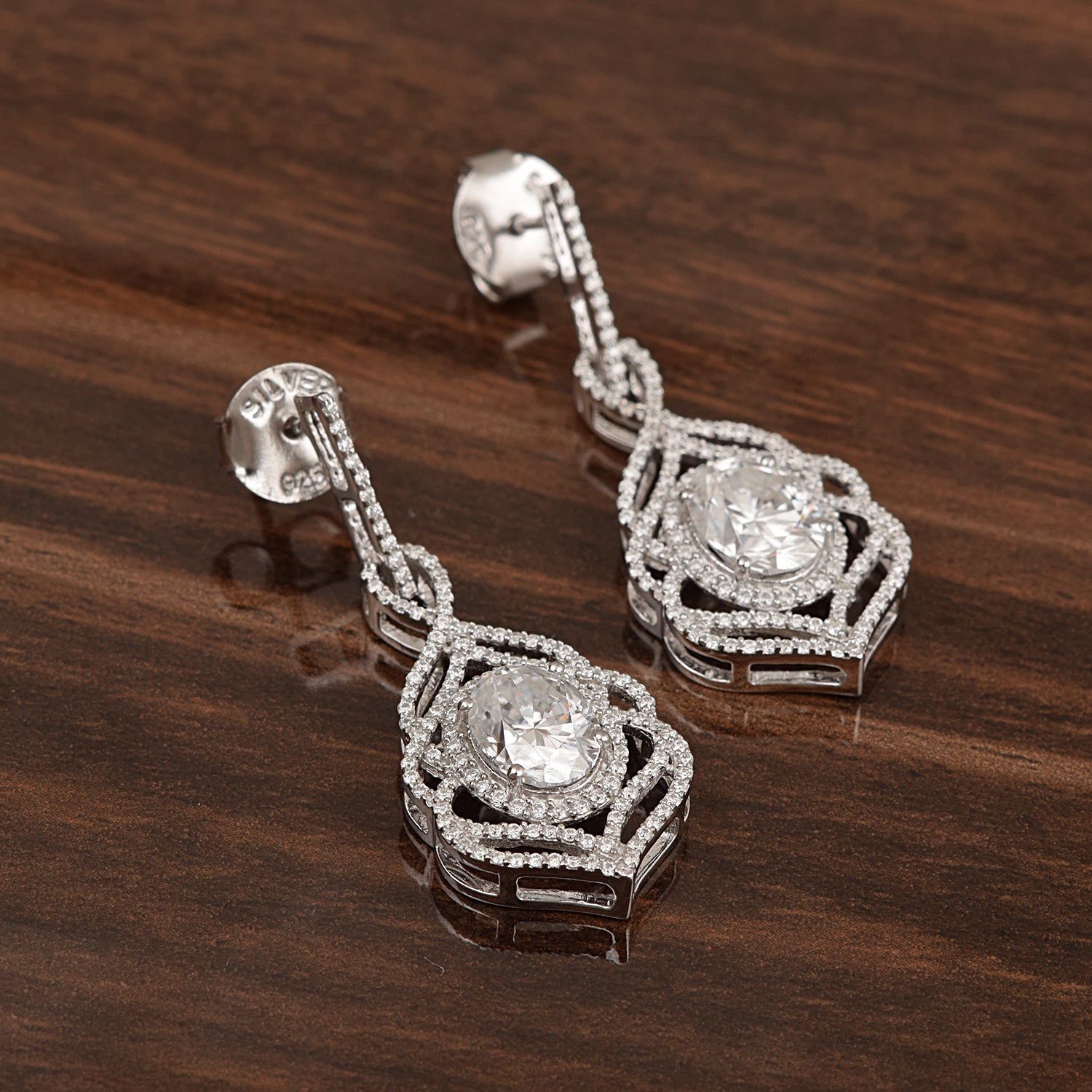 Orecchino con design in filigrana di moissanite - Argento Sterling
