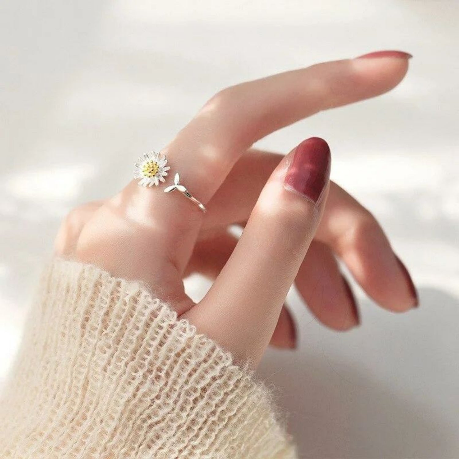 Sterling Silver Floral Design Openable Ring