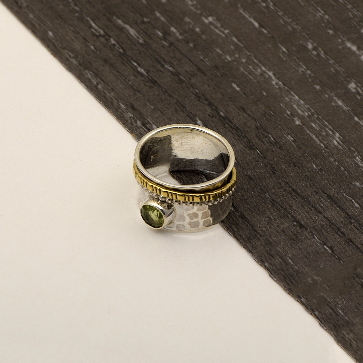 Peridot Hammered Spinner Ring - Sterling Silver