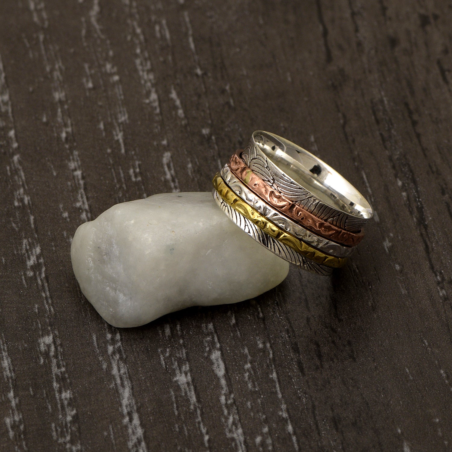 Dual Tone Hammered Design Spinner Ring - Sterling Silver