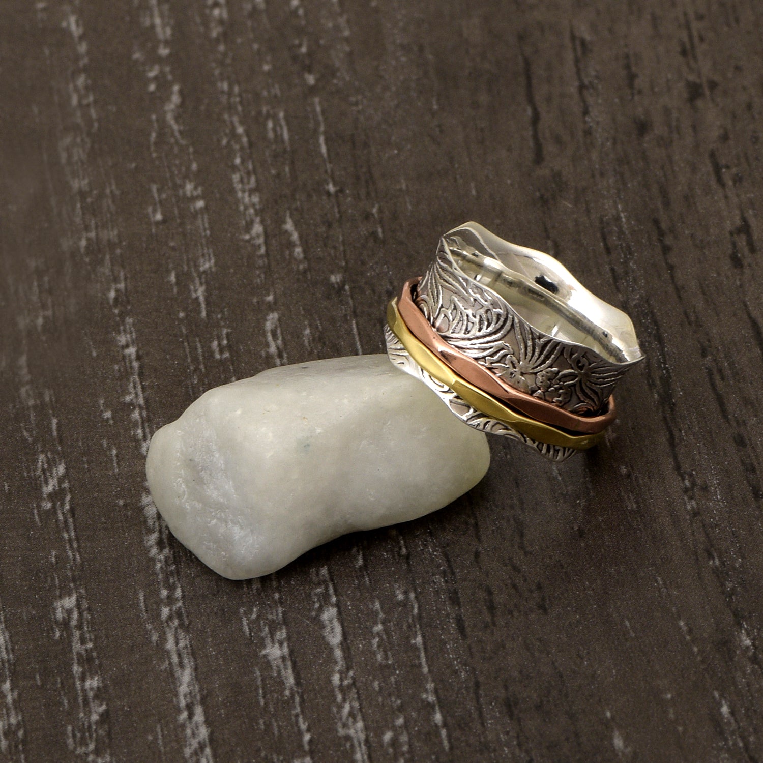 Dual Tone Engraved Design Spinner Ring - Sterling Silver