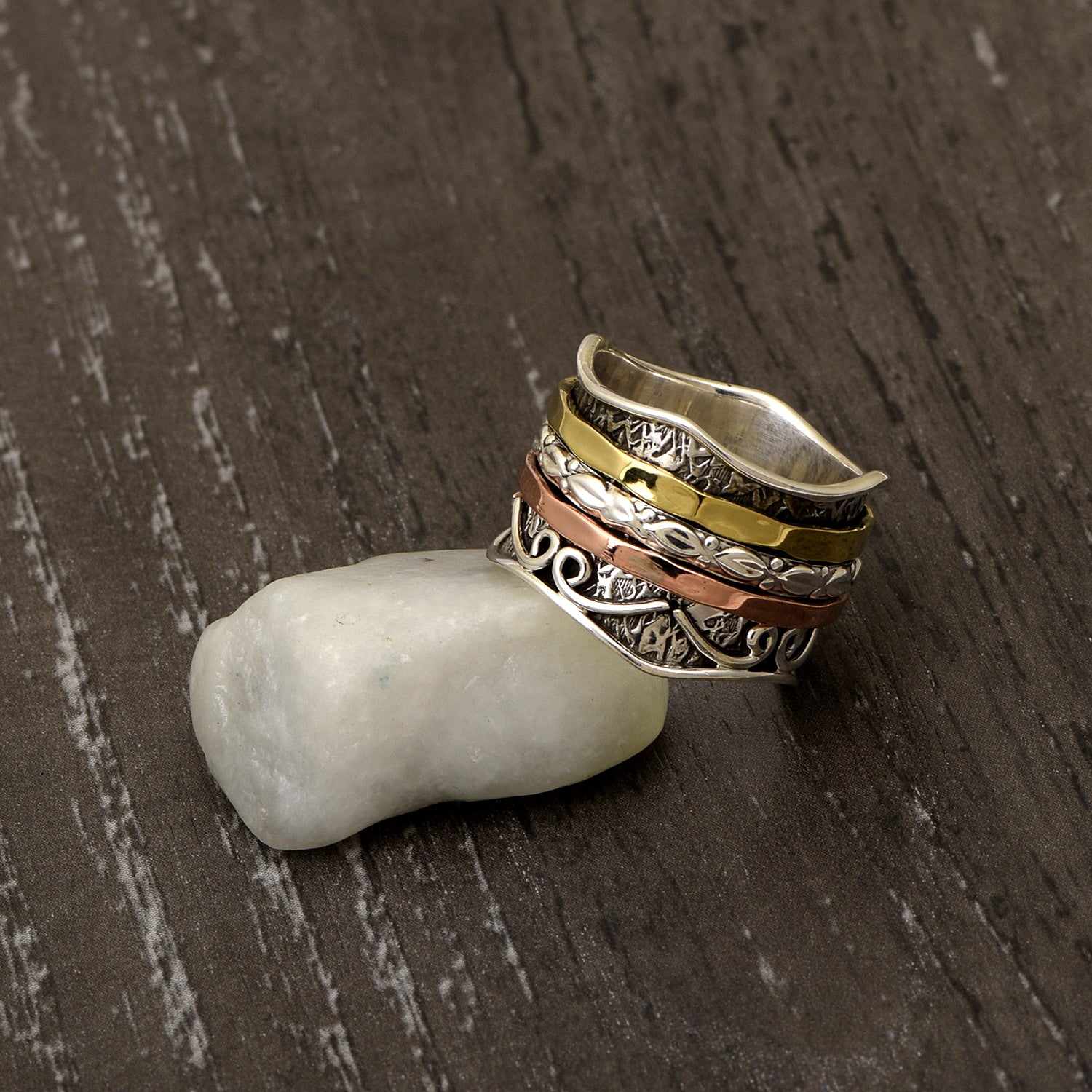 Wavy Edge & Scrollwork Design Spinner Ring - Sterling Silver