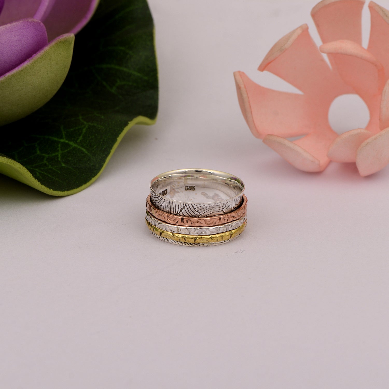 Dual Tone Hammered Design Spinner Ring - Sterling Silver