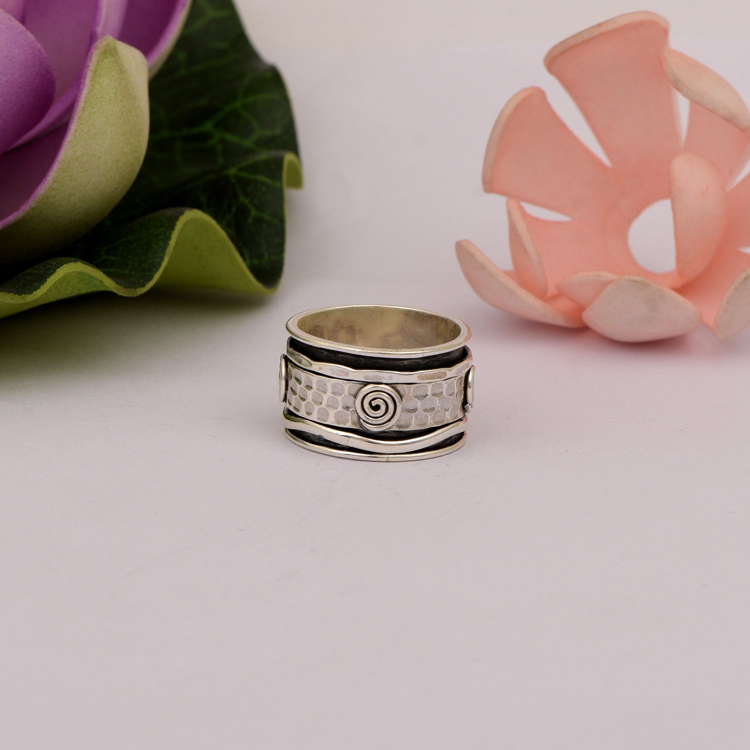 Hammered Swirl Design Spinner Ring - Sterling Silver