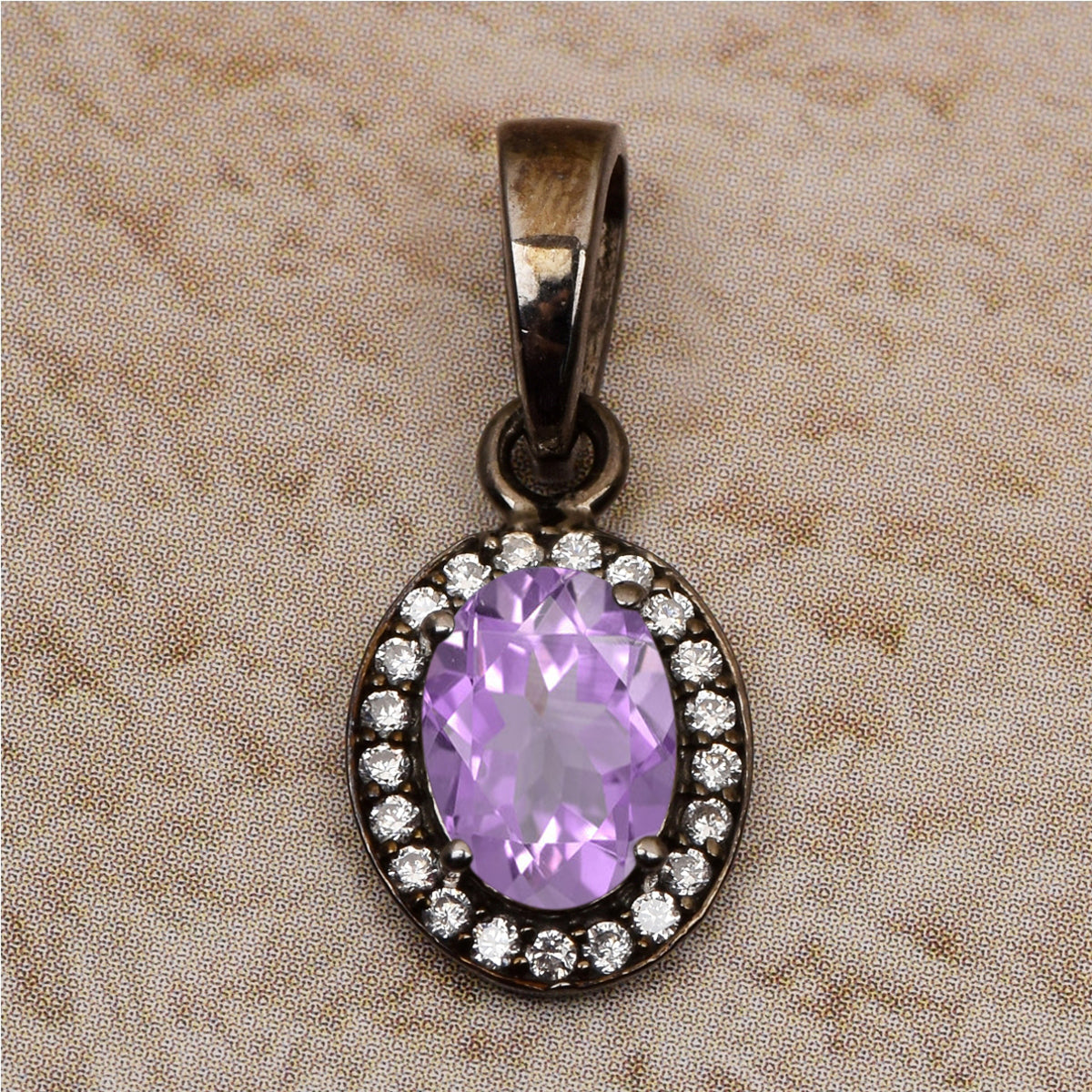 Ciondolo con pietre preziose multi-scelta placcato nero