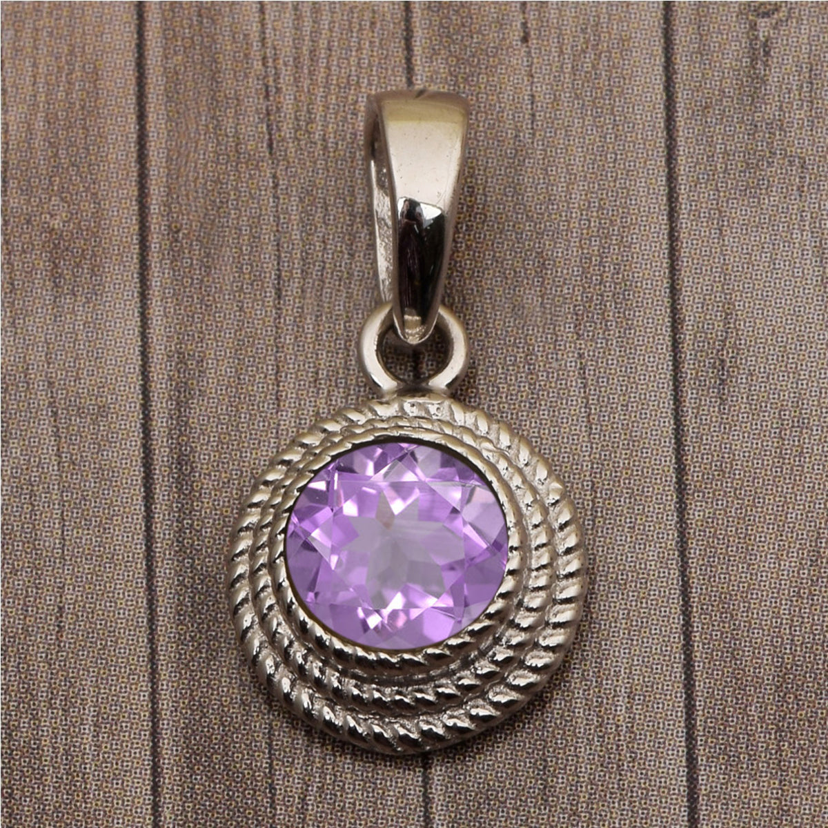 Ciondolo con pietre preziose multi-scelta in stile rotondo intrecciato