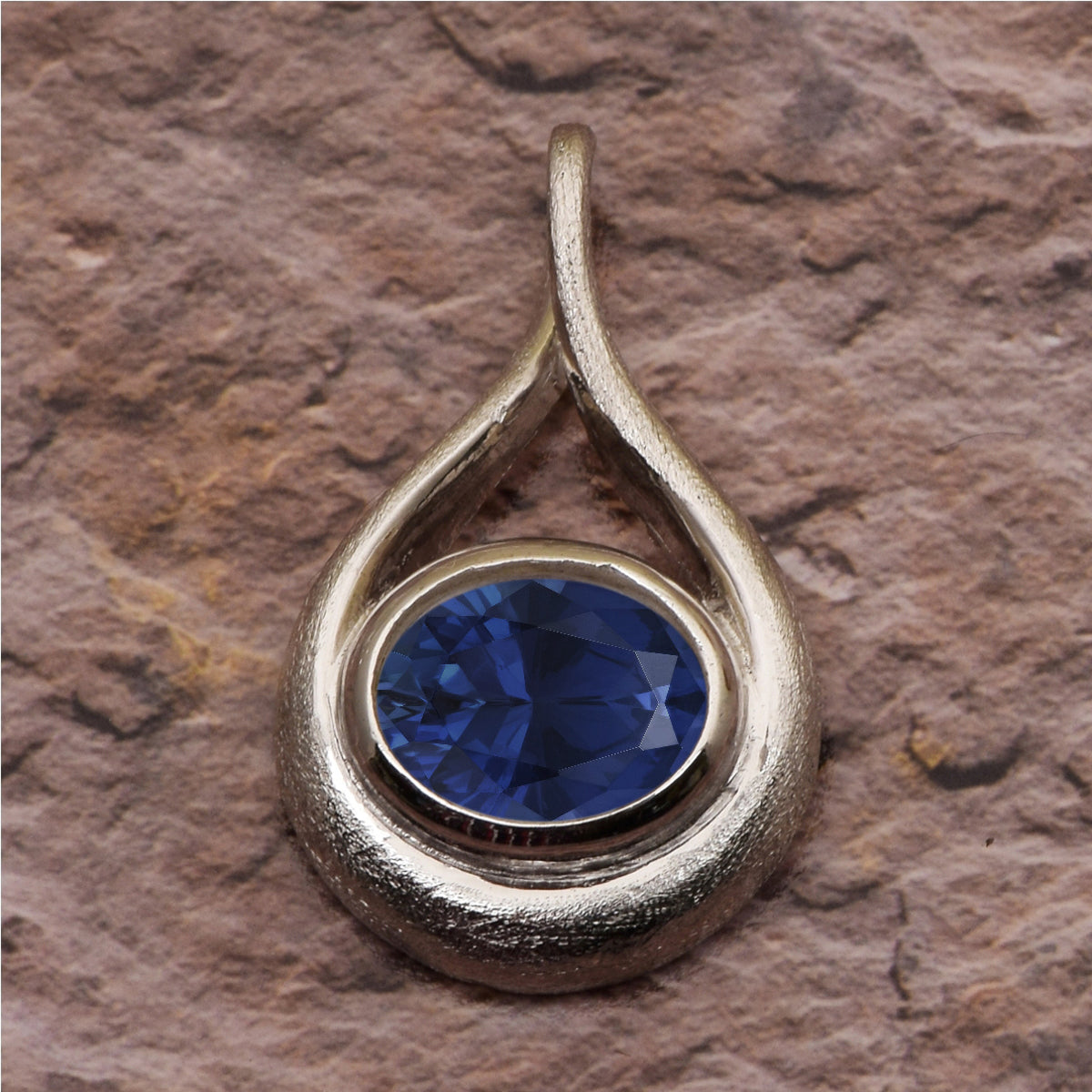 Celtic Style Round Cut Multi Choice Gemstone Pendant