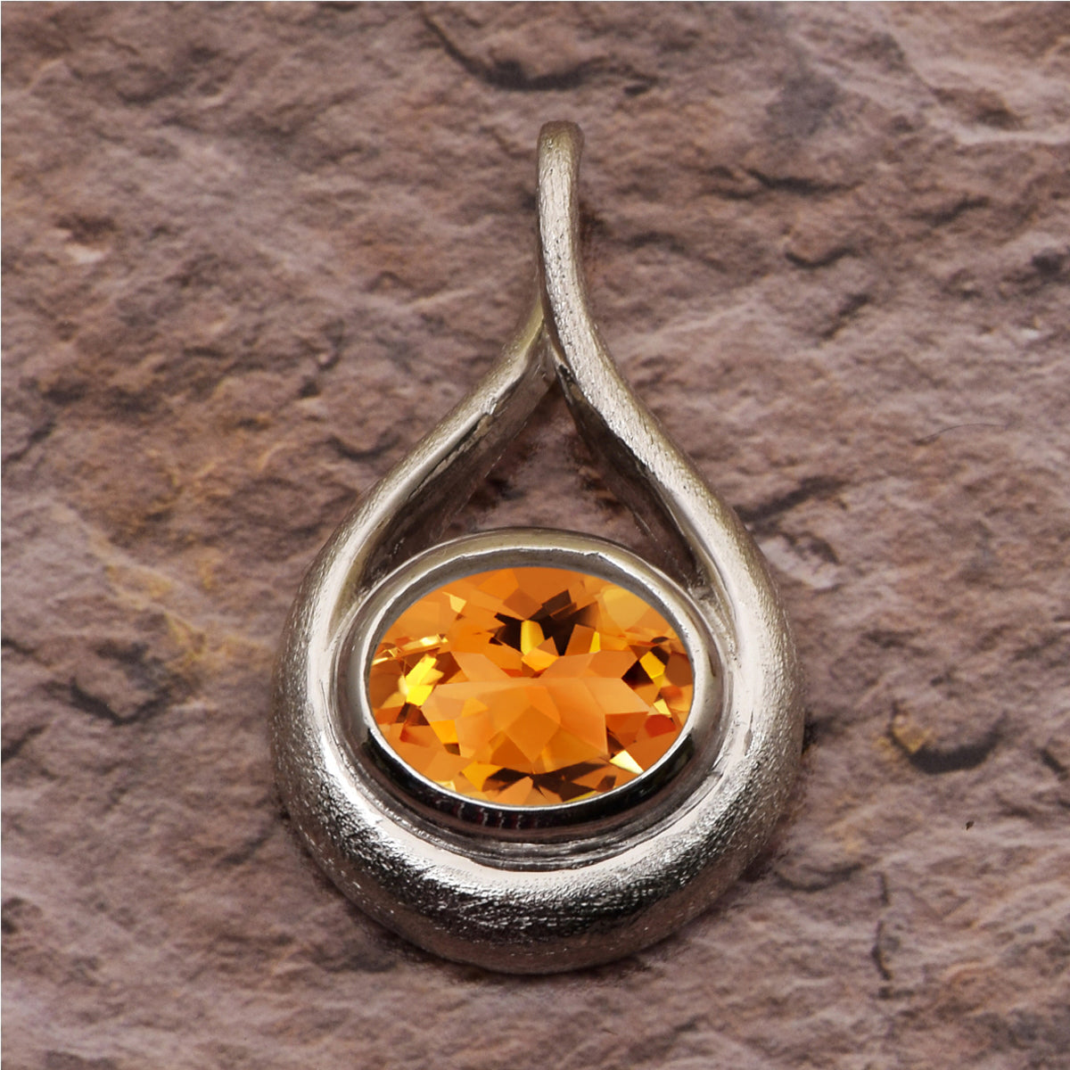 Celtic Style Round Cut Multi Choice Gemstone Pendant