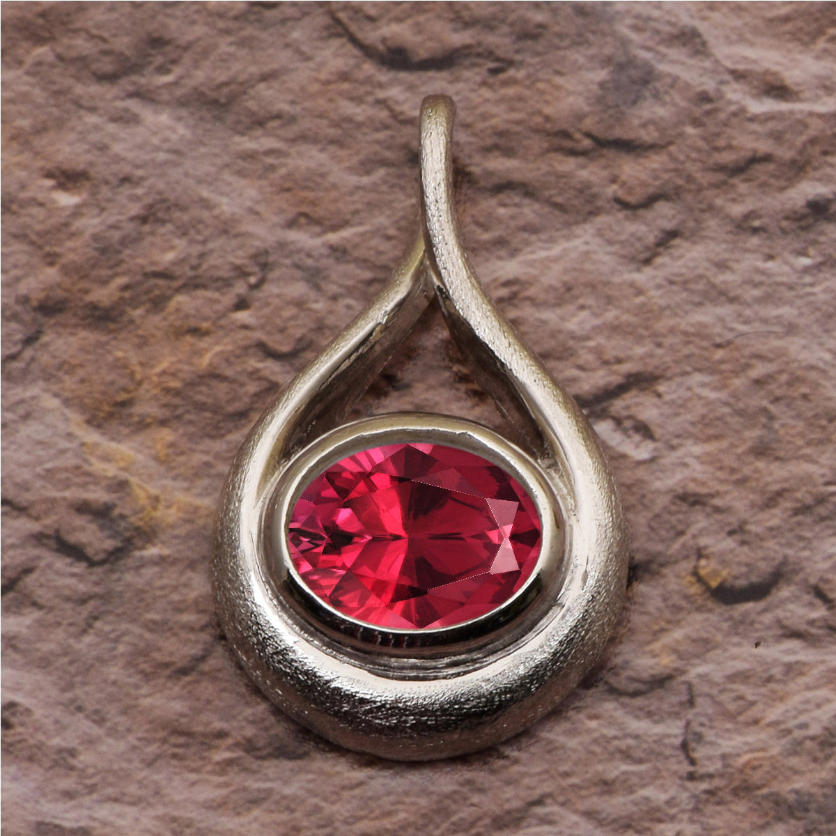Celtic Style Round Cut Multi Choice Gemstone Pendant