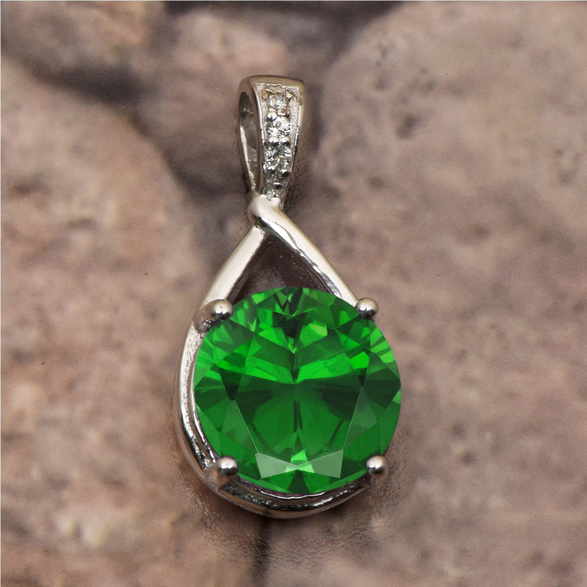 Art Deco Round Cut Multi Choice Gemstone Pendant