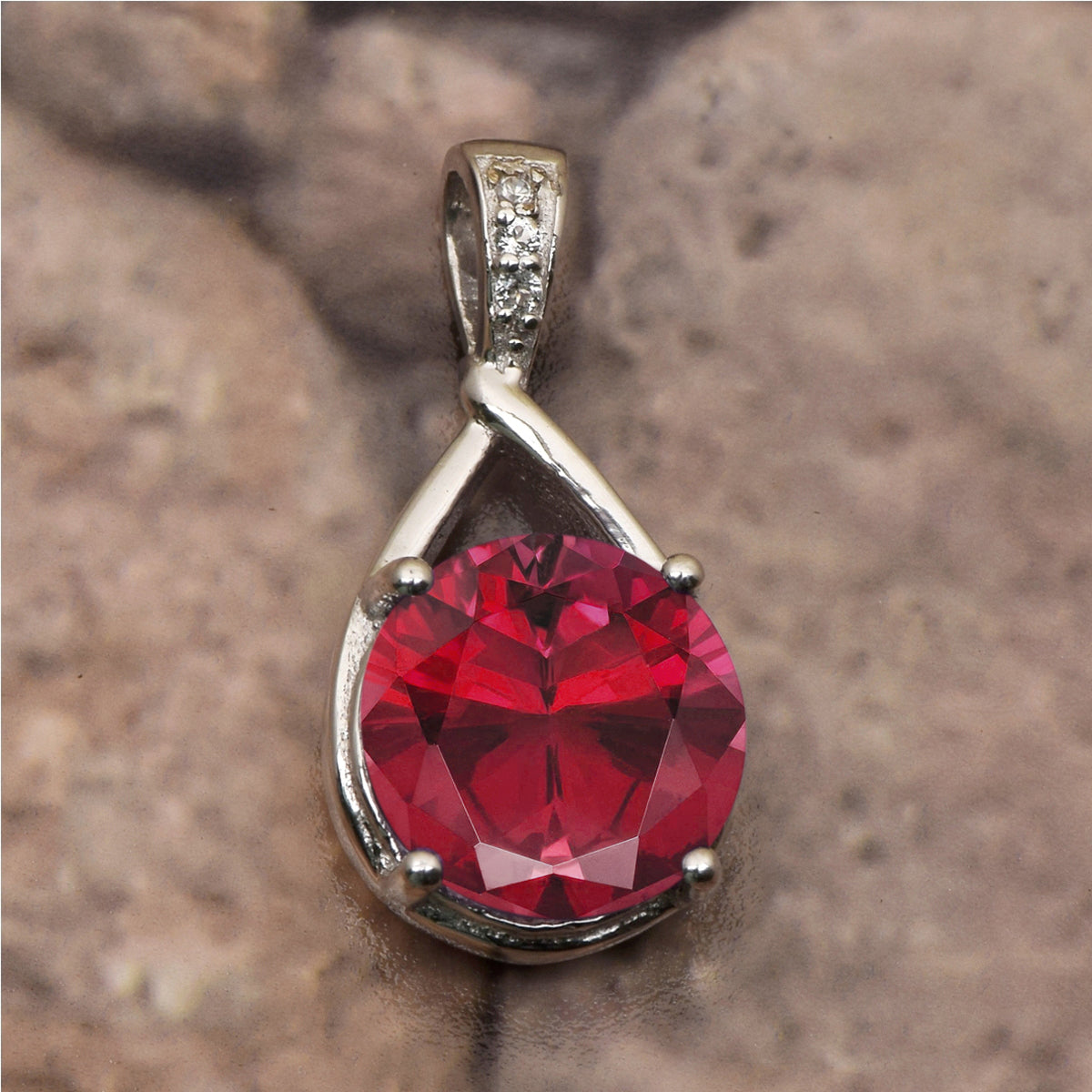 Art Deco Round Cut Multi Choice Gemstone Pendant