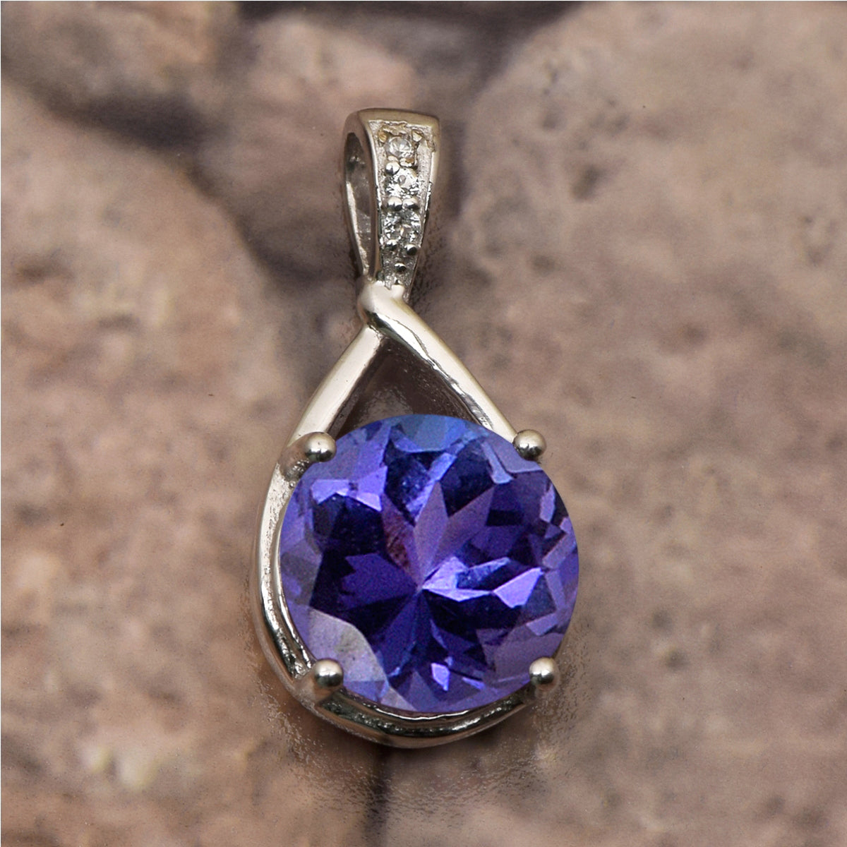 Art Deco Round Cut Multi Choice Gemstone Pendant