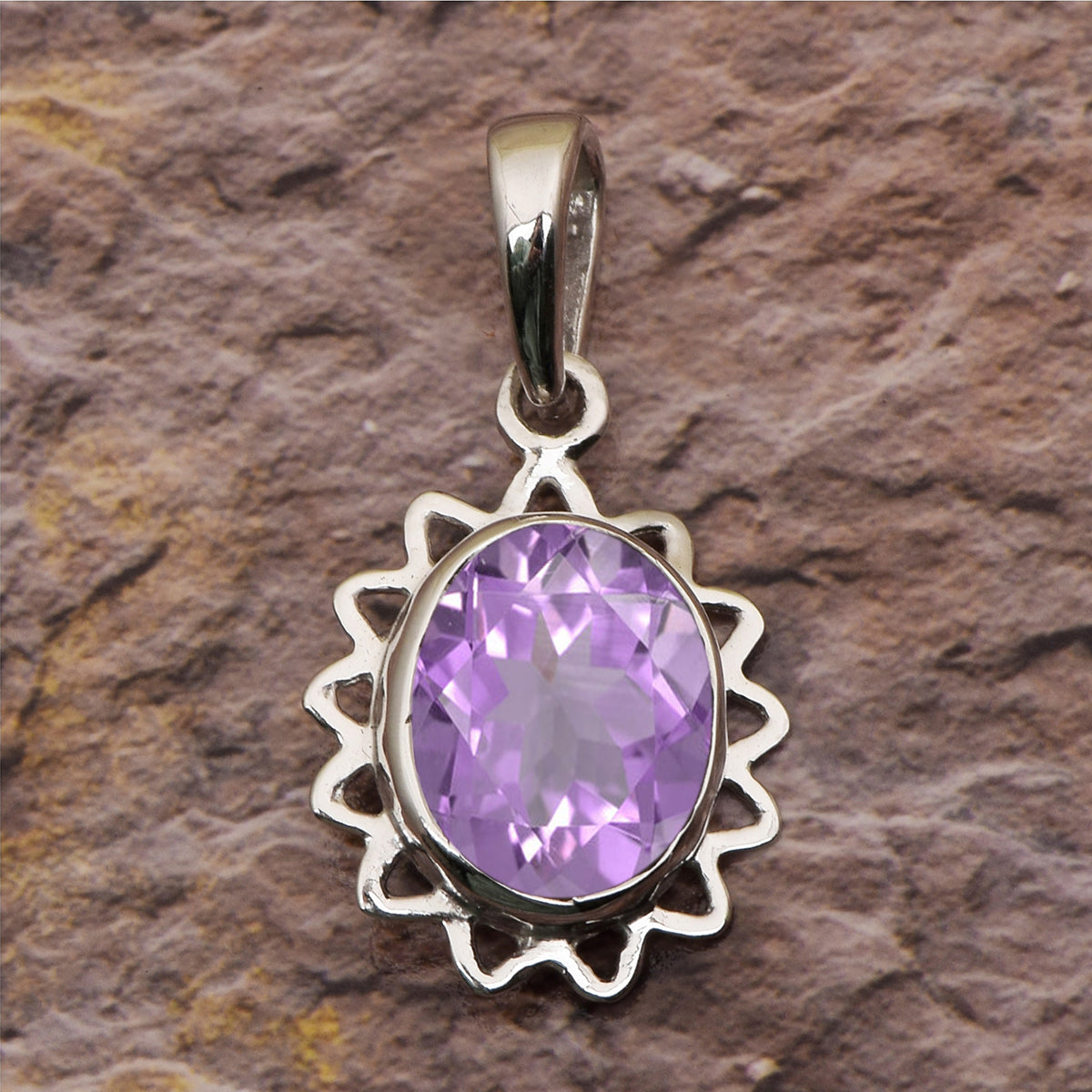 Ciondolo con pietre preziose multi-scelta in stile celtico