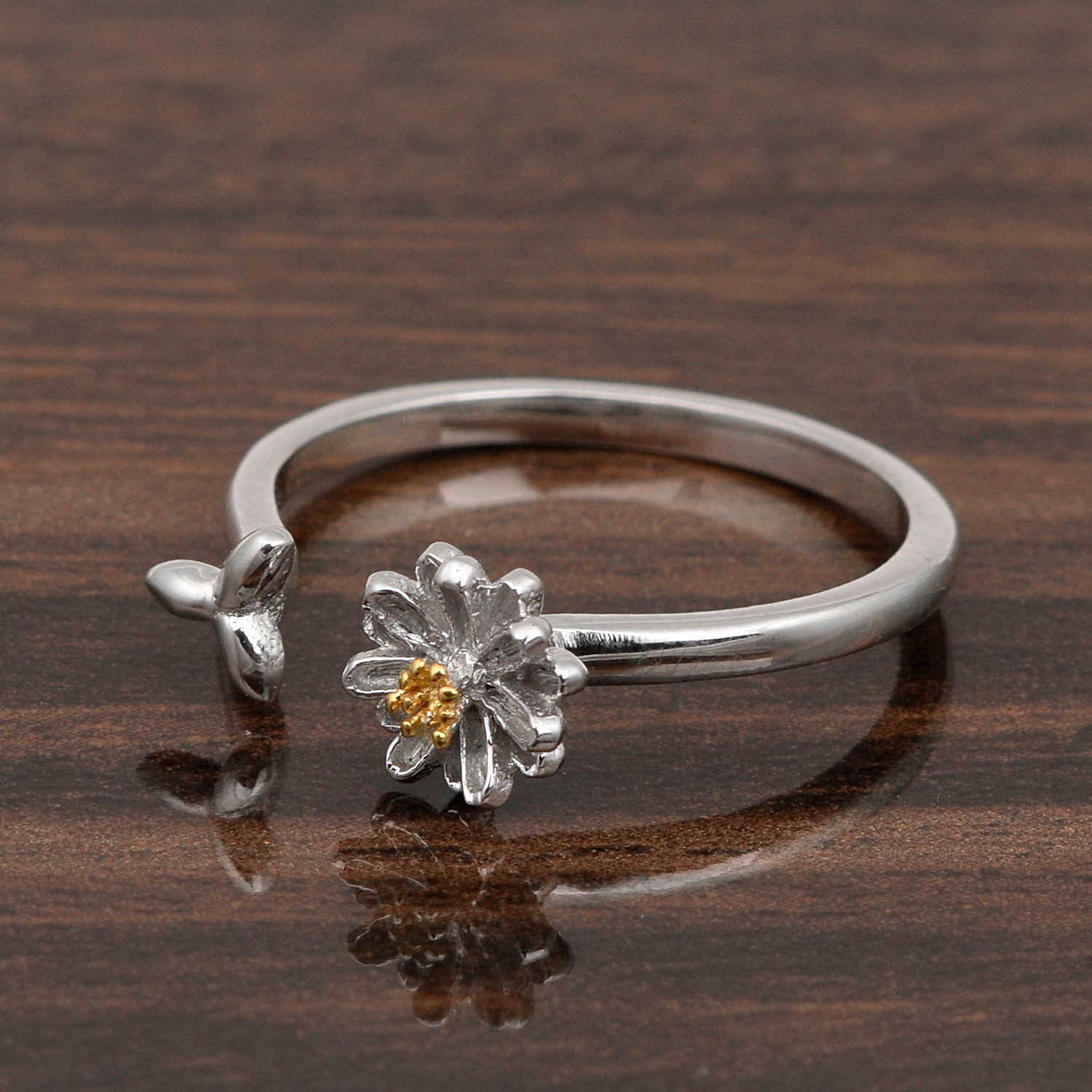 Sterling Silver Floral Design Openable Ring