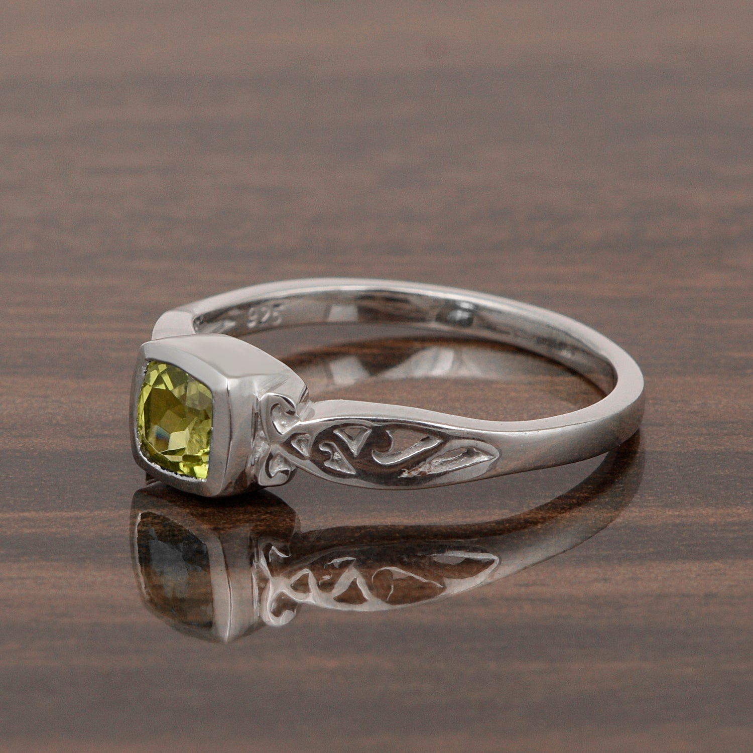 Peridot Vintage-Inspired Filigree Design Ring - Sterling Silver