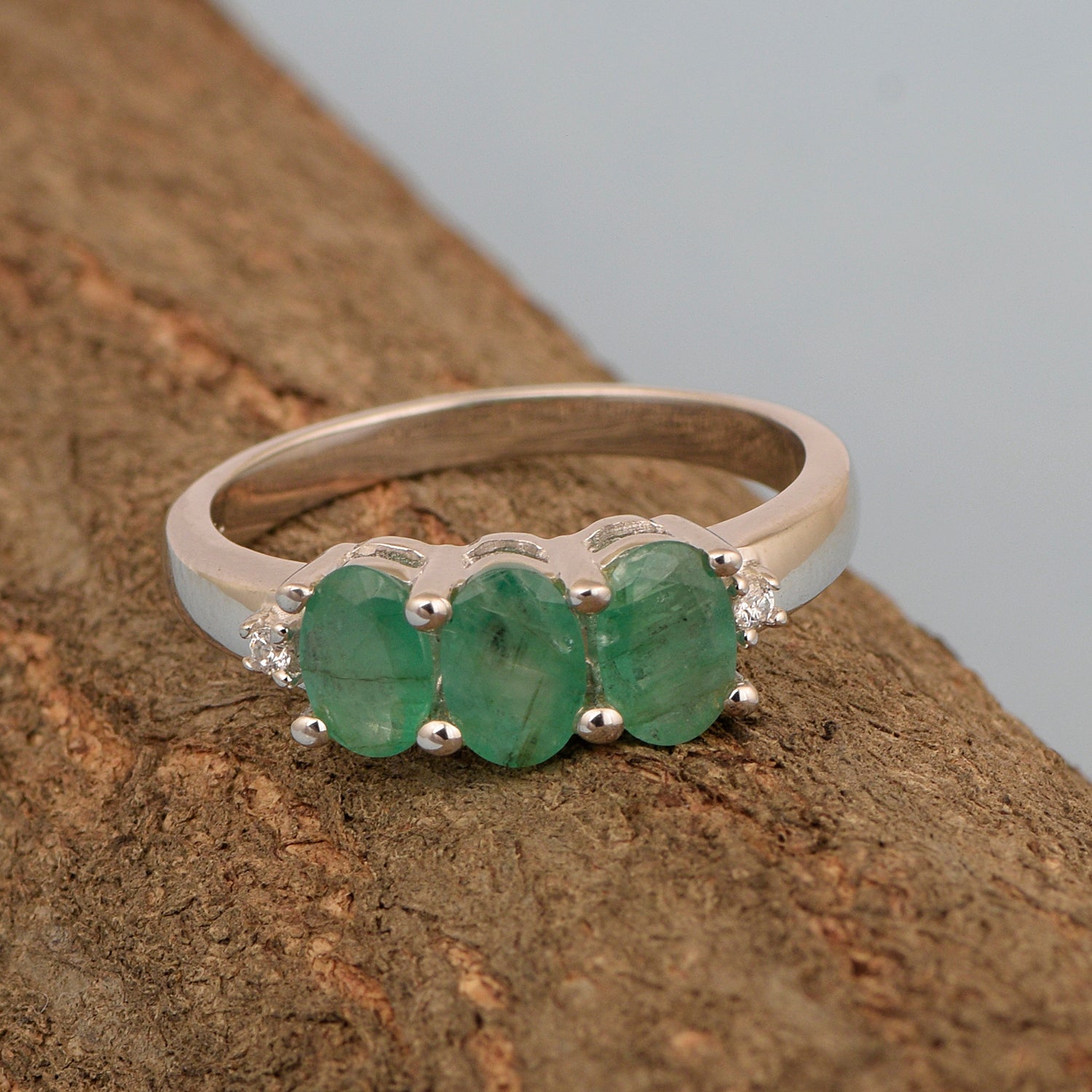 Emerald ring