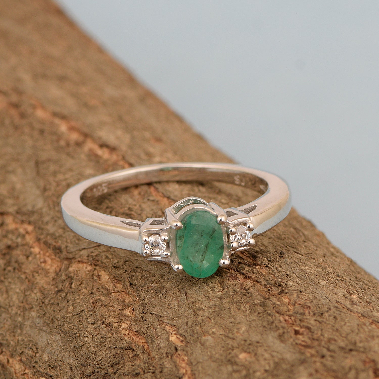 Emerald ring