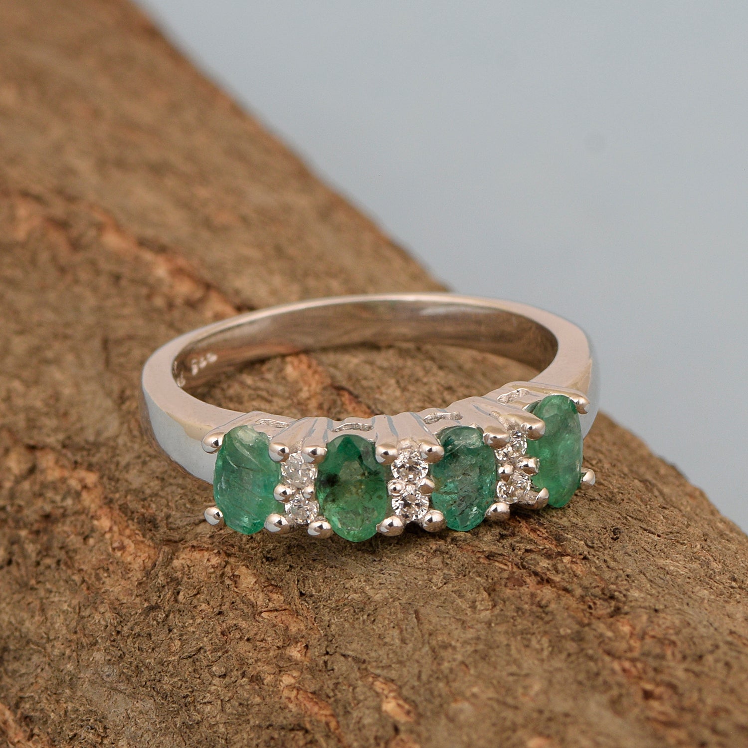 Emerald ring