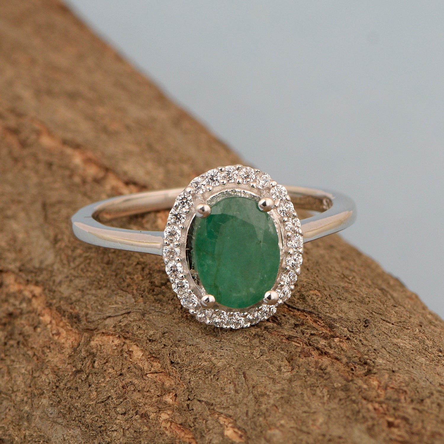 Emerald ring