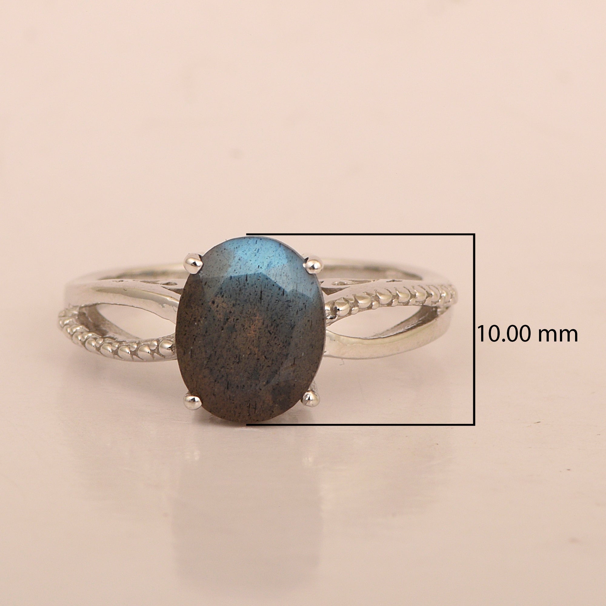 Labradorite ring