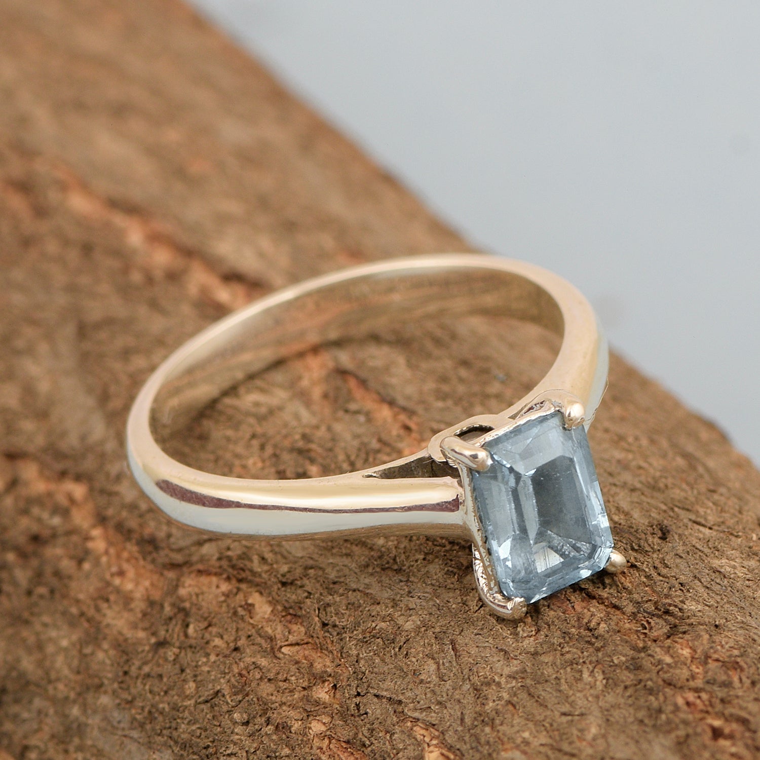 aquamarine ring