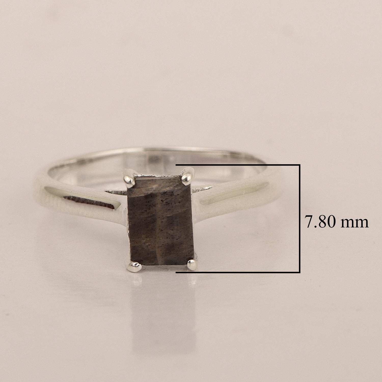 Labradorite ring