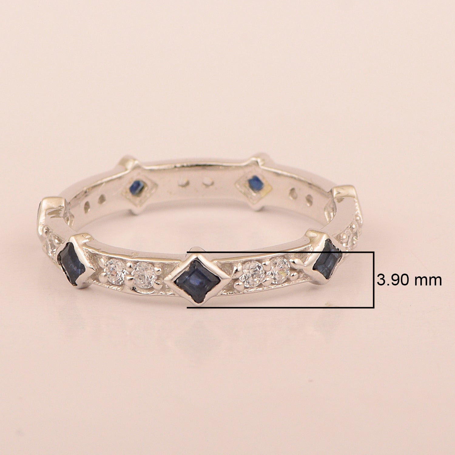blue sapphire ring