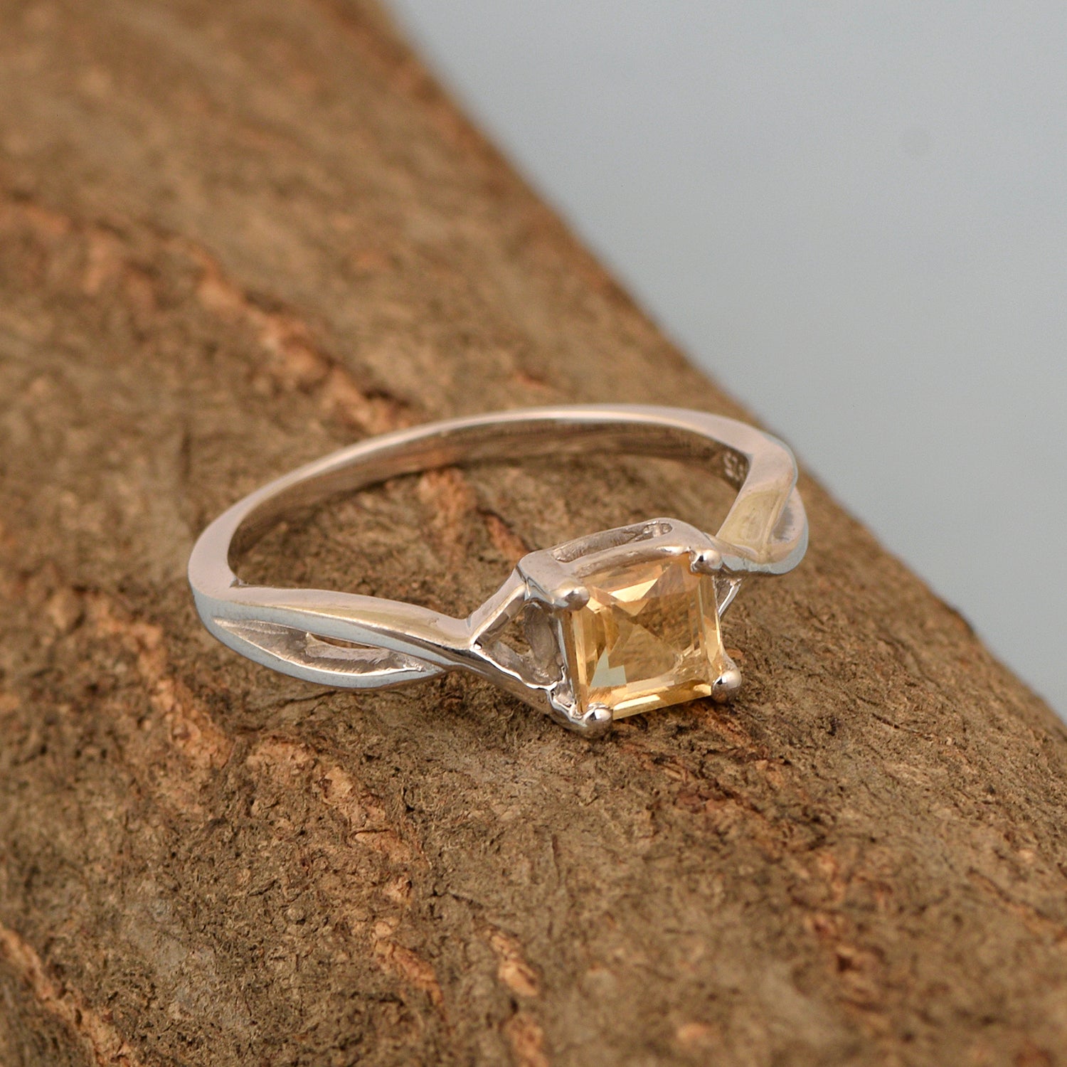 Citrine ring