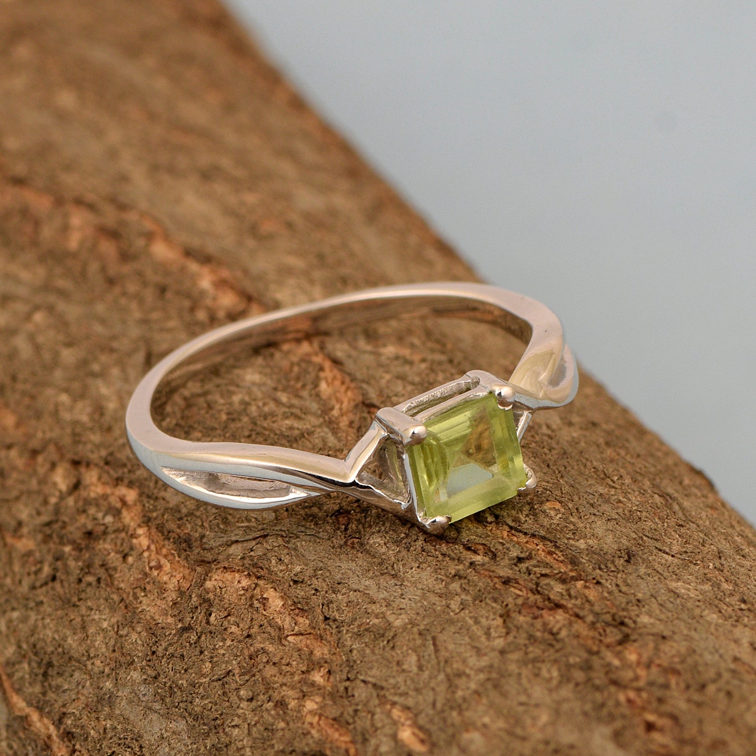 Peridot ring