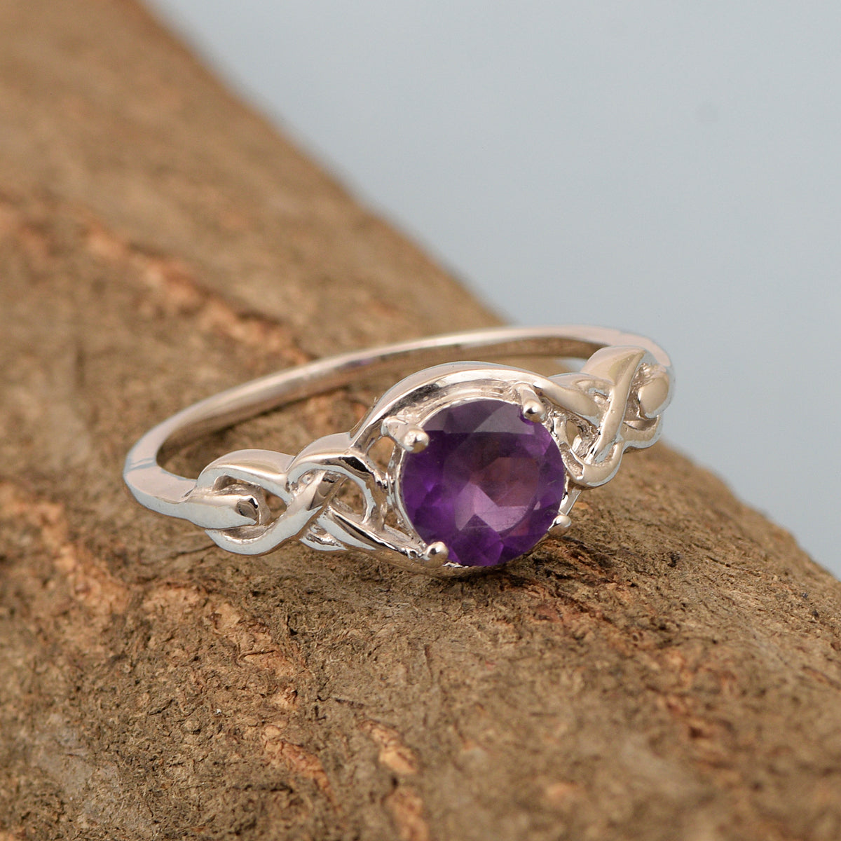Stylish 925 Sterling Silver Round 6MM Amethyst Women Love Wedding Ring SHINE JEWEL