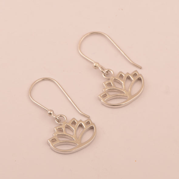 Shine Jewel Pure Silver Lotus Shape Rhodium 925 Sterling Silver Earring 2.330 Gm