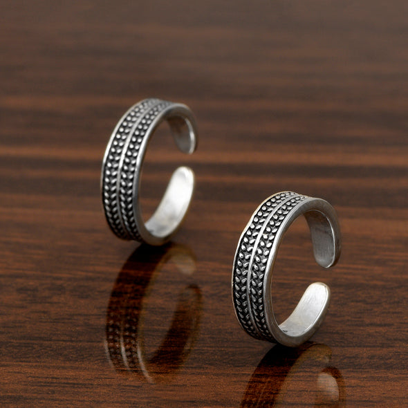 Sterling Silver Engraved Lines Oxidized Toe Ring