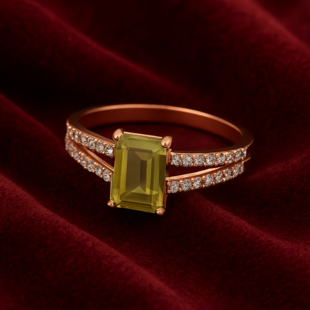 Anello con gambo diviso in peridoto - Argento Sterling