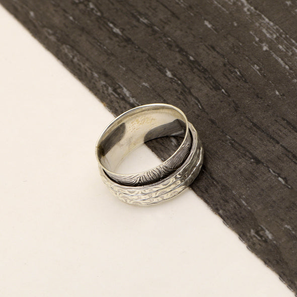 Multi Band Minimal Meditation Spinner Ring