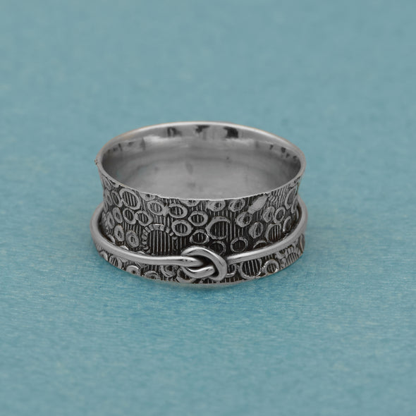 Two Banded Knot Spinner Ring