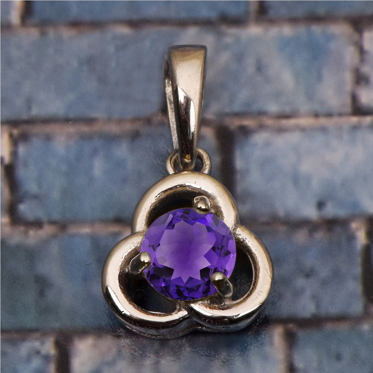 Celtic Style Multi Choice Gemstone Pendant