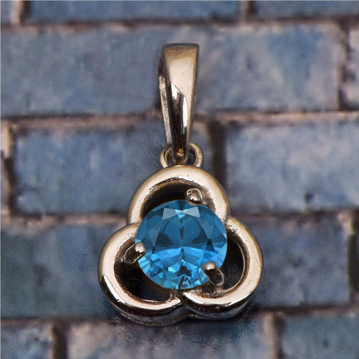 Celtic Style Multi Choice Gemstone Pendant
