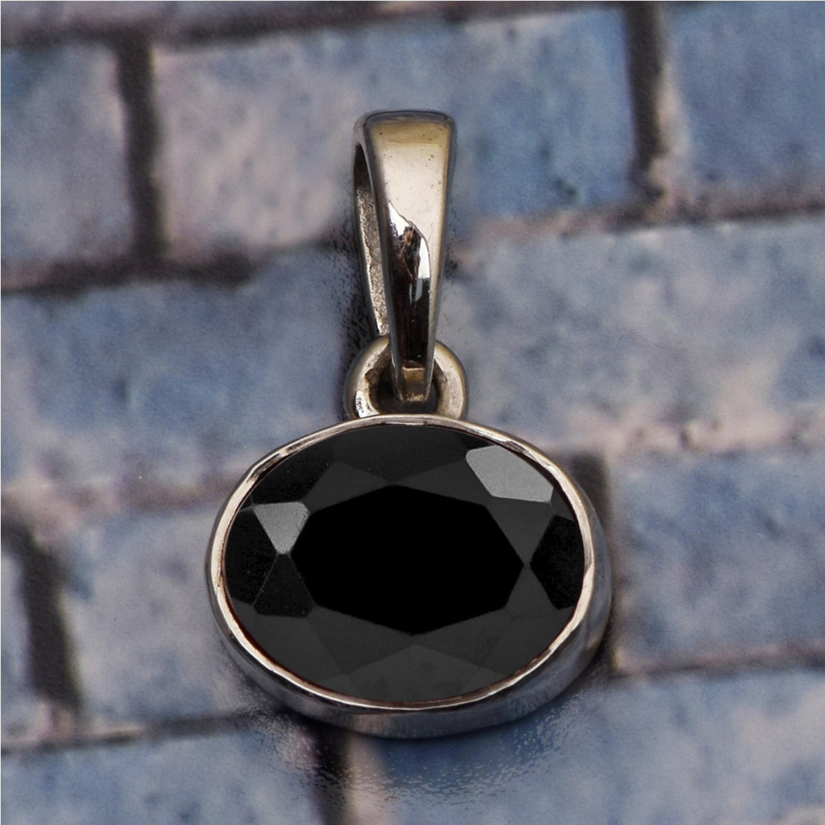 Horizontal Set Oval Cut Multi Choice Gemstone Pendant