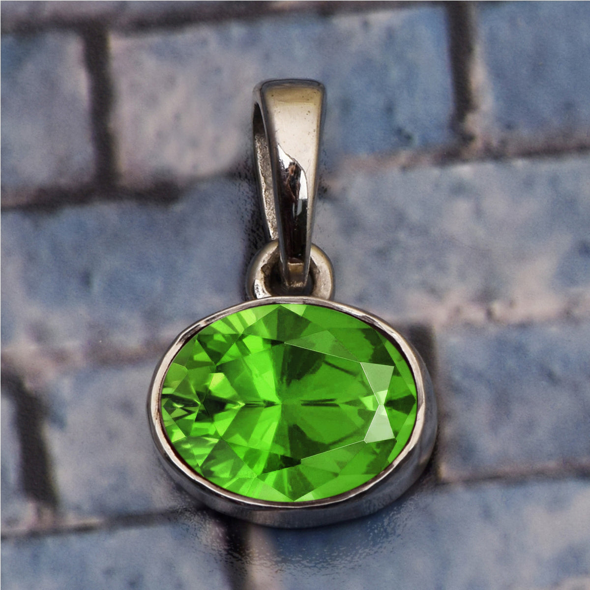 Horizontal Set Oval Cut Multi Choice Gemstone Pendant