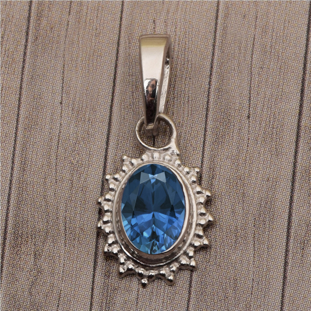 Solitaire Oval Cut Multi Choice Gemstone Pendant