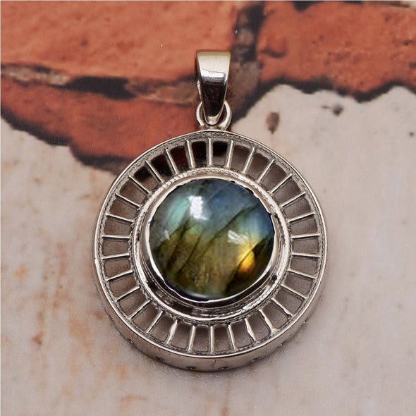 Round Disc Multi Choice Gemstone Pendant