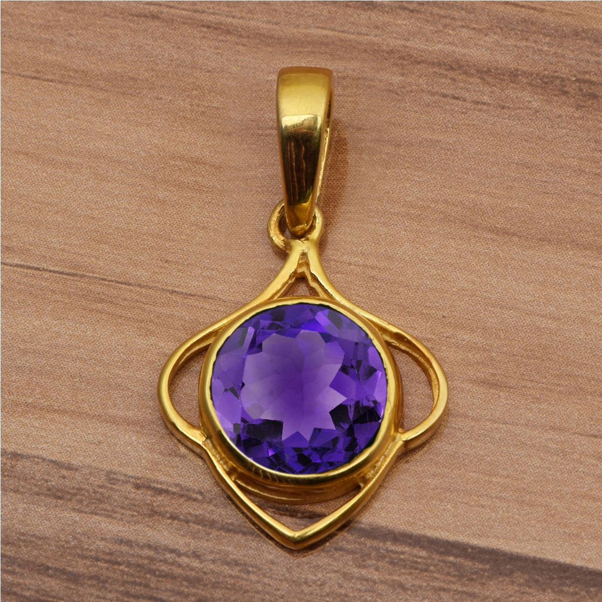 Celtic Style Round Cut Multi Choice Gemstone Pendant