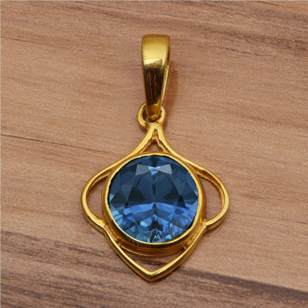 Celtic Style Round Cut Multi Choice Gemstone Pendant