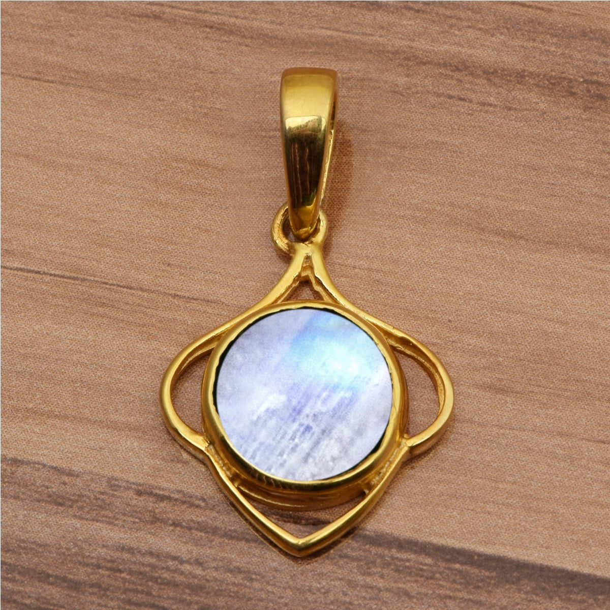 Celtic Style Round Cut Multi Choice Gemstone Pendant