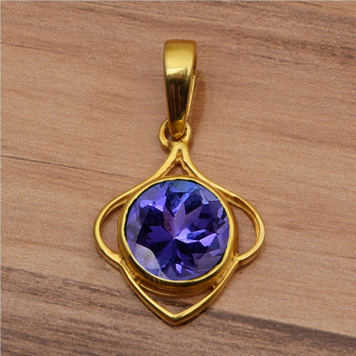 Celtic Style Round Cut Multi Choice Gemstone Pendant