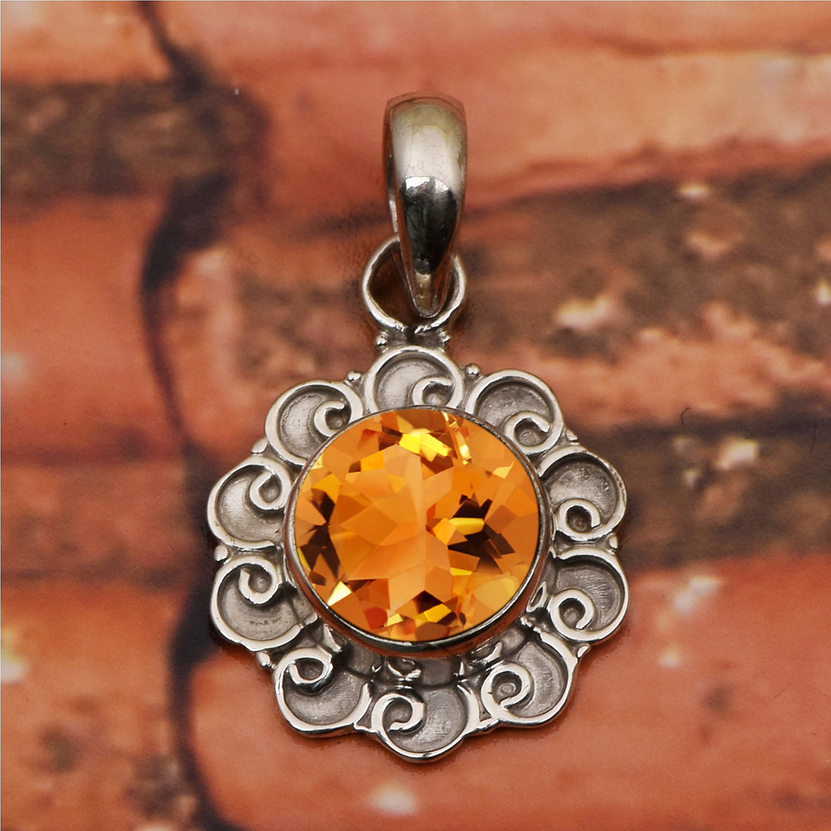 Vintage Swirl Design Multi Choice Gemstone Pendant