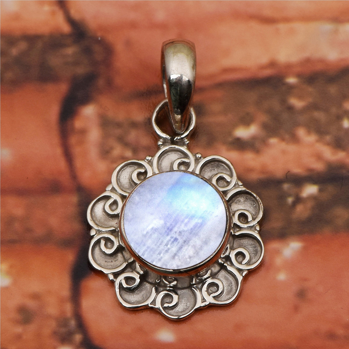 Vintage Swirl Design Multi Choice Gemstone Pendant
